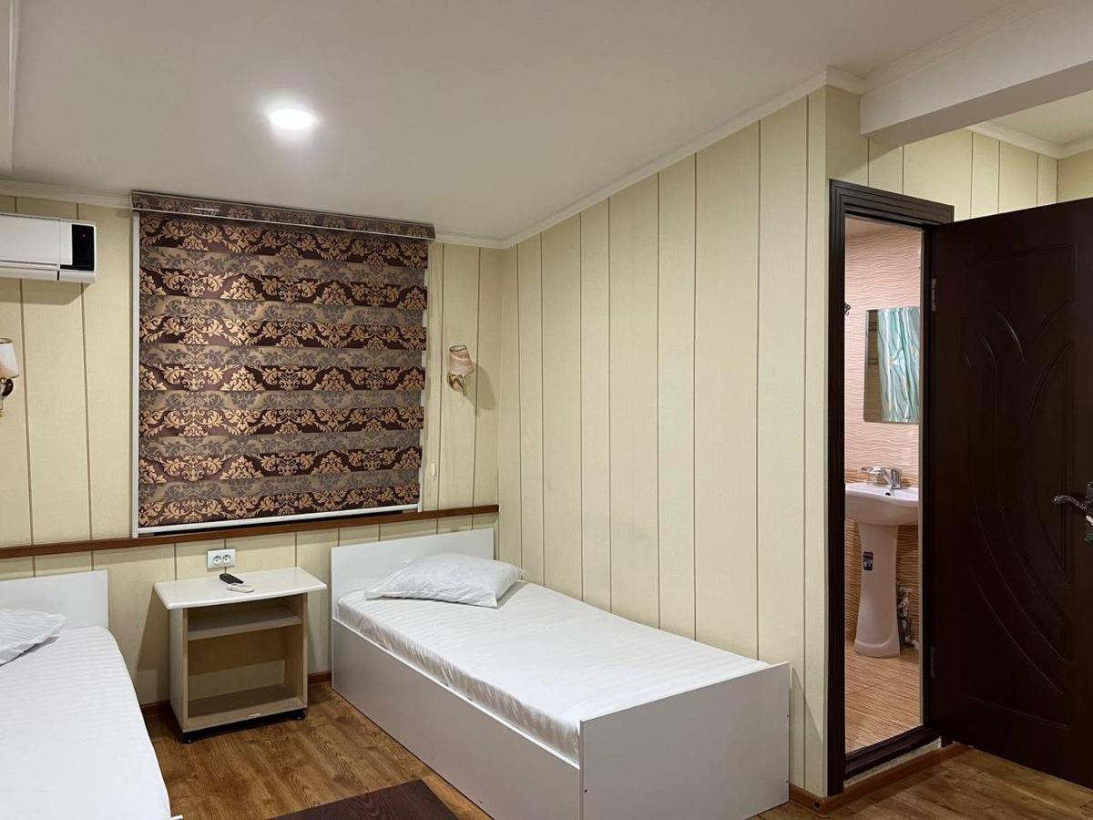 Hotel Hiva Tashkent Esterno foto