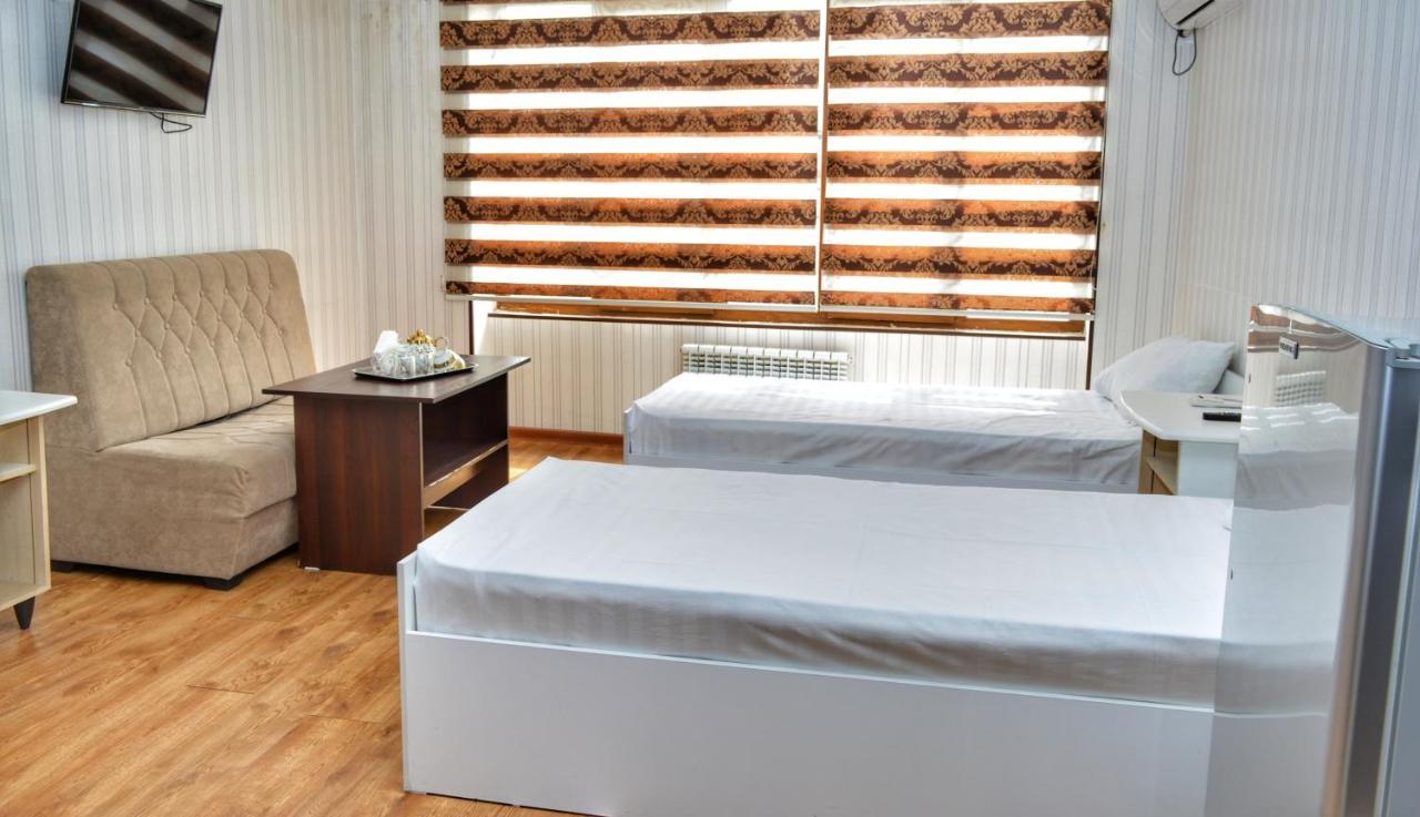 Hotel Hiva Tashkent Esterno foto